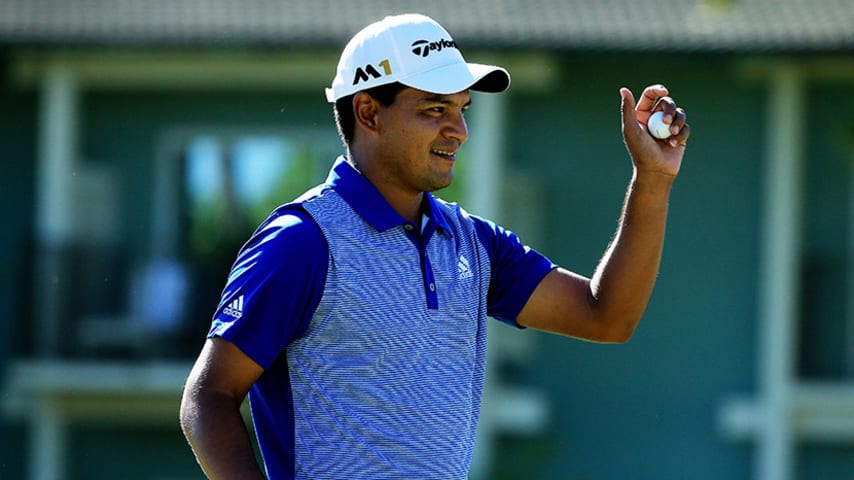 Gomez wins Sony Open in playoff over Snedeker