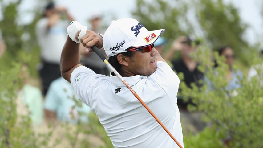 NASSAU, BAHAMAS - DECEMBER 04:  Hideki Matsuyama hits his tee shot on the first hole during the final round of the Hero World Challenge at Albany, The Bahamas on December 4, 2016 in Nassau, Bahamas.  (Photo by Christian Petersen/Getty Images)