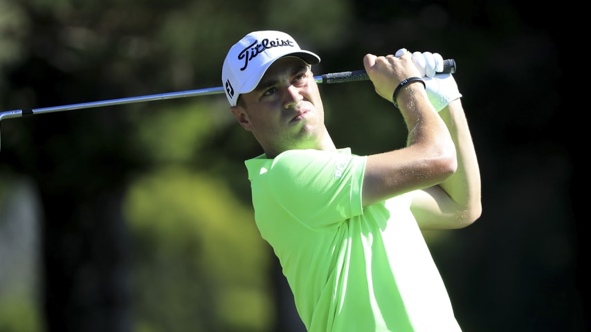 LAHAINA, HI - JANUARY 08: Justin Thomas of the United States plays his shot from the second tee during the final round of the SBS Tournament of Champions at the Plantation Course at Kapalua Golf Club on January 8, 2017 in Lahaina, Hawaii. (Photo by Sam Greenwood/Getty Images)