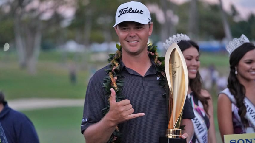 Patton Kizzire outlasts James Hahn for Sony Open win
