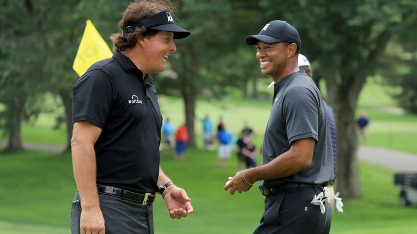 Tiger Woods, Phil Mickelson head-to-head match to take place November 23