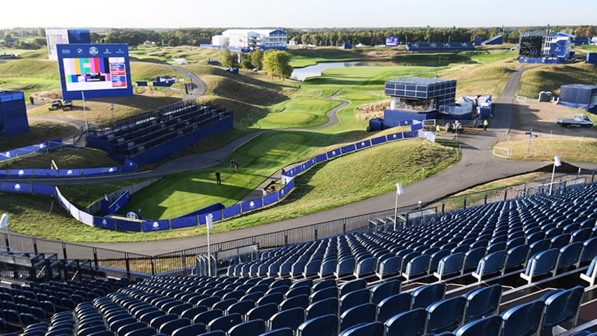 PARIS, FRANCE - SEPTEMBER 24:  A general view of the first tee ahead of the 42nd Ryder Cup 2018 at Le Golf National on September 24, 2018 in Paris, France.  (Photo by Ross Kinnaird/Getty Images)