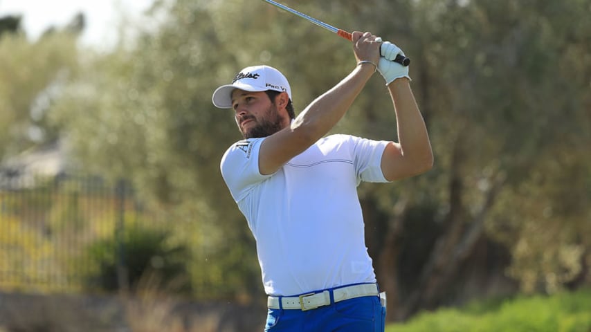 Uihlein leads Shriners Hospitals For Children Open; Spieth 3 shots back