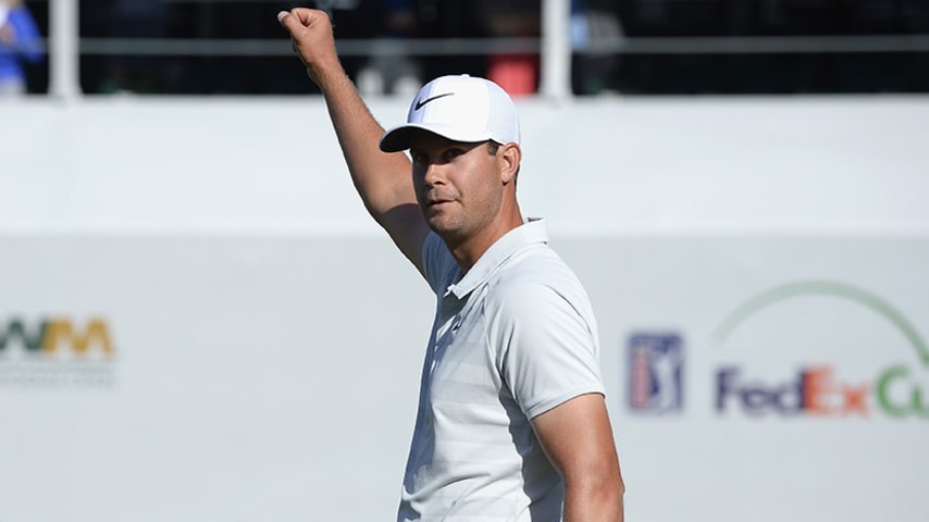 SCOTTSDALE, AZ - FEBRUARY 01:  Harris English waves to the gallery after making a birdie on the 16th hole during the first round of the Waste Management Phoenix Open at TPC Scottsdale on February 1, 2018 in Scottsdale, Arizona.  (Photo by Robert Laberge/Getty Images)