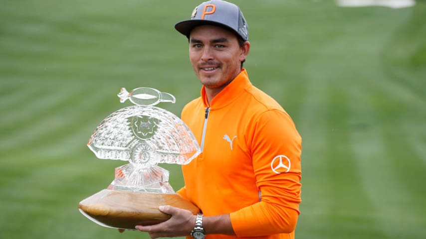 Rickie Fowler survives calamity to win Waste Management Phoenix Open