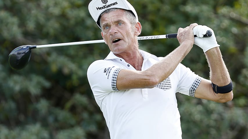 BOCA RATON, FLORIDA - FEBRUARY 08:   Jesper Parnevik of Sweden plays his shot from the ninth tee during the first round of the Oasis Championship at The Old Course at Broken Sound on February 08, 2019 in Boca Raton, Florida. (Photo by Michael Reaves/Getty Images)