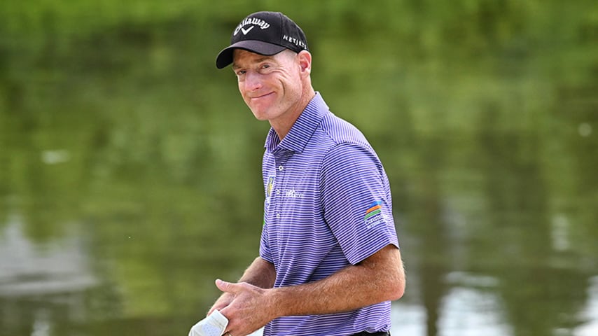 Four years after his WD, Furyk flashes his old form