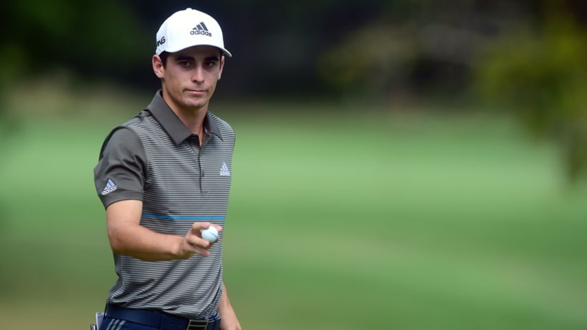 Joaquin Niemann takes 2-shot lead at A Military Tribute at The Greenbrier