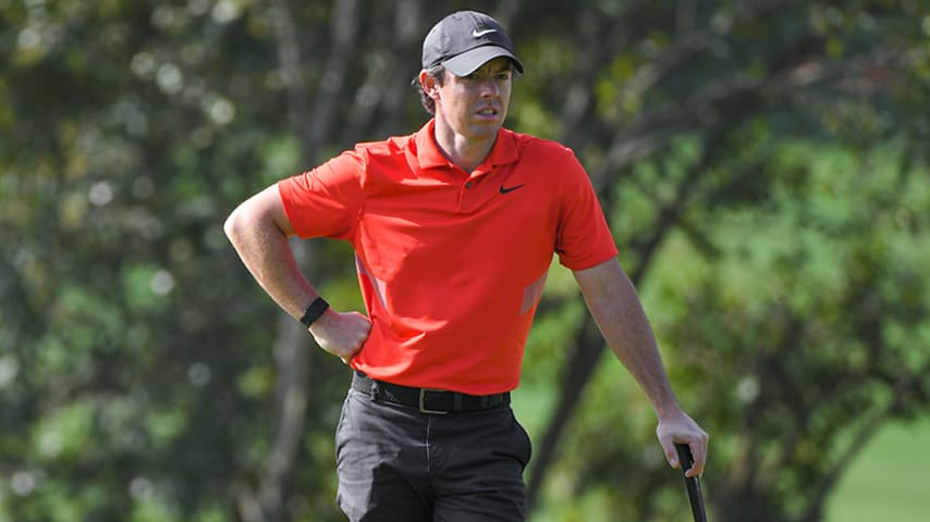 Late eagle sees McIlroy flying in China