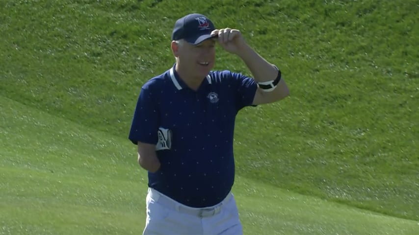 Amateur with one arm makes hole-in-one at The American Express