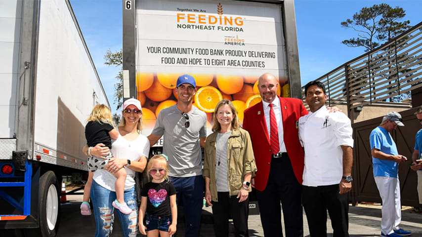 Horschel donates half his earnings from THE PLAYERS to Feeding Northeast Florida