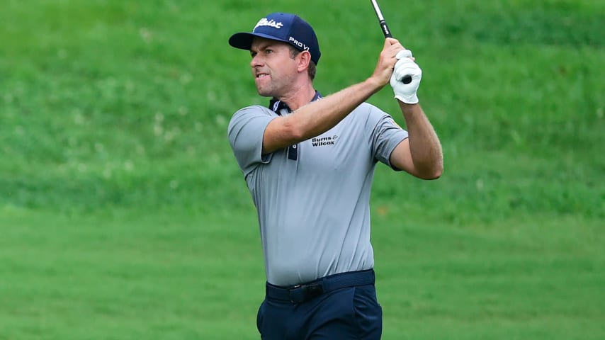 Webb Simpson, Brendon Todd feed off each other in first round of Wyndham Championship