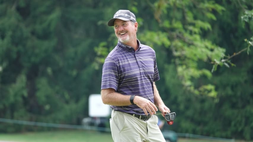 Jerry Kelly leads by one at Bridgestone SENIOR PLAYERS Championship