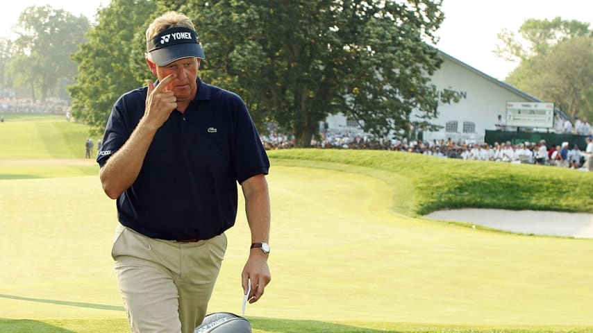 Phil Mickelson wasn’t the only one to make a mess of Winged Foot’s 18th