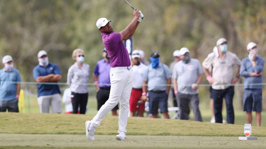 Players welcome sight of spectators at Vivint Houston Open