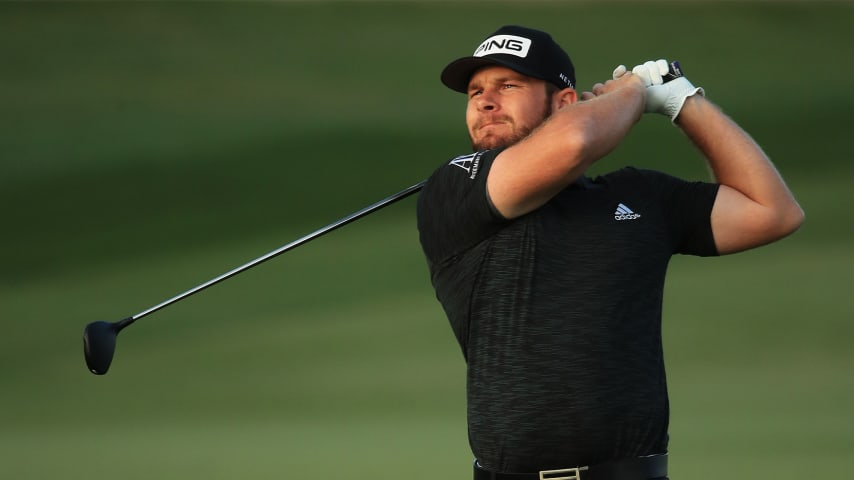 Tyrrell Hatton leads by five at the Abu Dhabi Championship