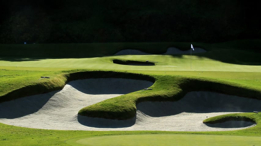 PACIFIC PALISADES, CALIFORNIA - FEBRUARY 12: A general view of the par 3, sixth hole during the pro-am for the Genesis Invitational at the Riviera Country Club on February 12, 2020 in Pacific Palisades, California. (Photo by David Cannon/Getty Images)