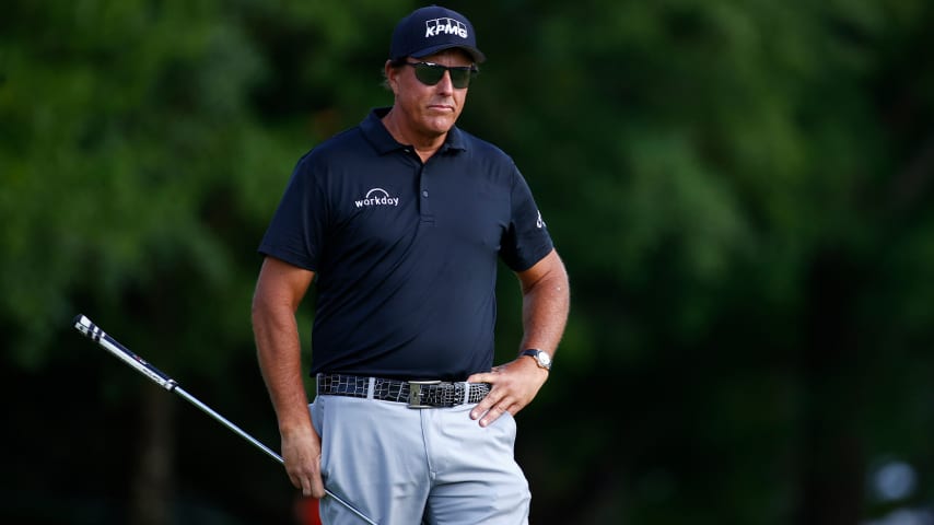 Phil Mickelson leads by two shots at Wells Fargo Championship