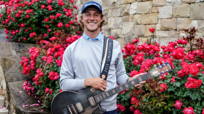 Late chip-in lifts Austin Smotherman to victory at Simmons Bank Open for the Snedeker Foundation