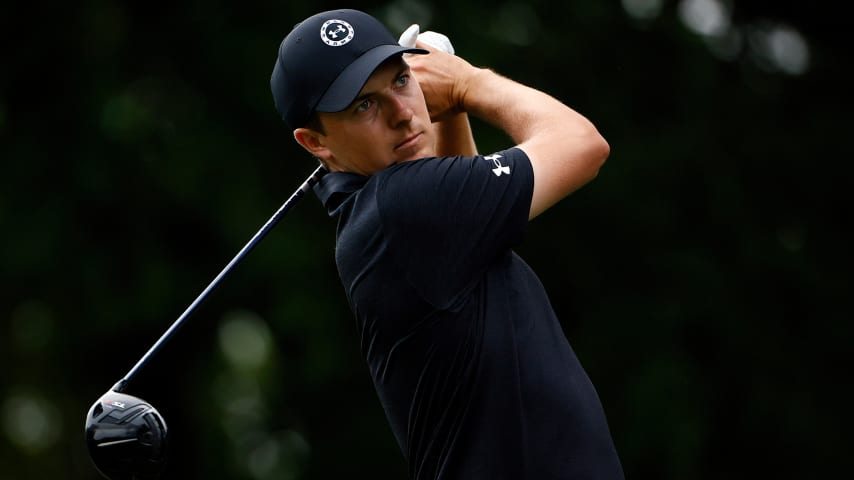Jordan Spieth takes solo lead at Charles Schwab Challenge