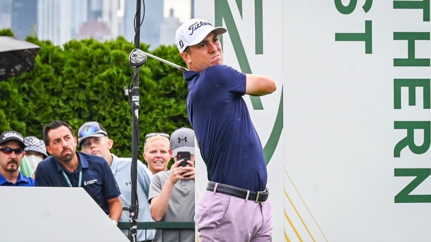 Justin Thomas, Bryson DeChambeau turn up the heat after sluggish starts