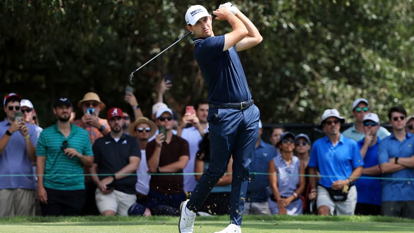 ATLANTA, GEORGIA - SEPTEMBER 05: Patrick Cantlay of the United States plays his shot from the third tee during the final round of the TOUR Championship at East Lake Golf Club on September 05, 2021 in Atlanta, Georgia. (Photo by Sam Greenwood/Getty Images)