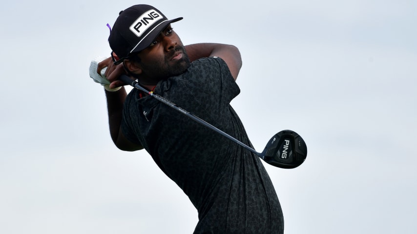 Sahith Theegala leads by one at WM Phoenix Open