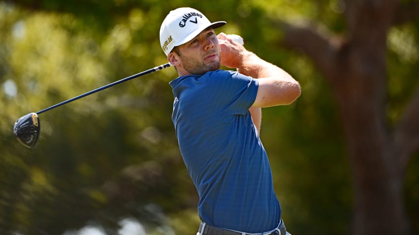 PALM HARBOR, FLORIDA - MARCH 20: Sam Burns of the United States plays his shot from the first tee during the final round of the Valspar Championship on the Copperhead Course at Innisbrook Resort and Golf Club on March 20, 2022 in Palm Harbor, Florida. (Photo by Julio Aguilar/Getty Images)