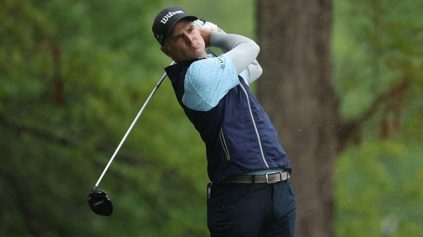 POTOMAC, MARYLAND - MAY 06: Kevin Streelman of the United States plays his shot from the eighth tee during the second round of the Wells Fargo Championship at TPC Potomac Clubhouse on May 06, 2022 in Potomac, Maryland. (Photo by Gregory Shamus/Getty Images)