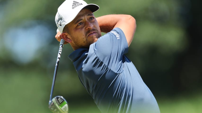 Schauffele takes one-shot lead over buddy Cantlay at Travelers