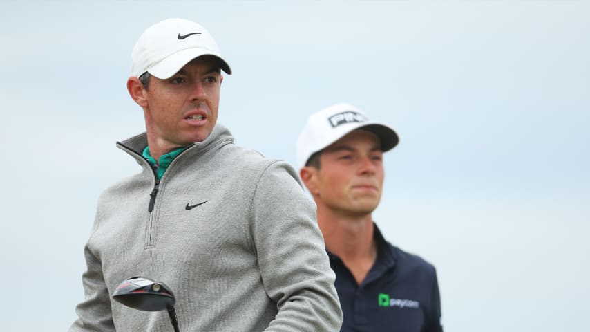 McIlroy, Hovland avoid blunders to share Open lead