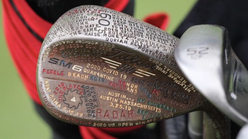 The story of Justin Thomas’ dad and his sentimental wedge stampings