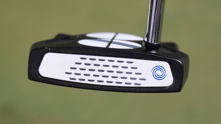 Inside Si Woo Kim’s recent switch to a long putter (and Adam Scott’s role)