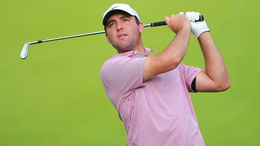 Scottie Scheffler eyes return to No. 1 with flawless start in Mexico