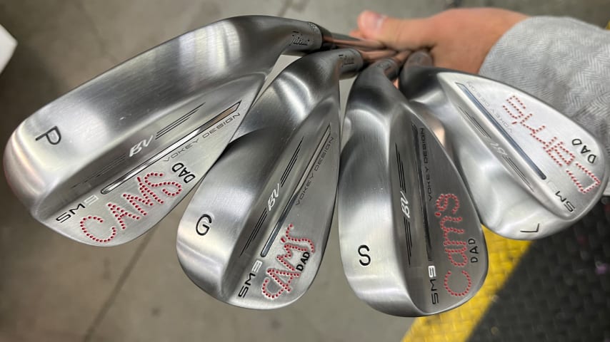 A look at Max Homa’s #dadlife wedge stampings