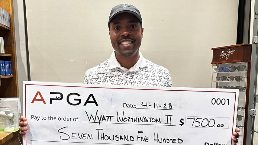 Wyatt Worthington gets first APGA Tour win with solid performance in Las Vegas