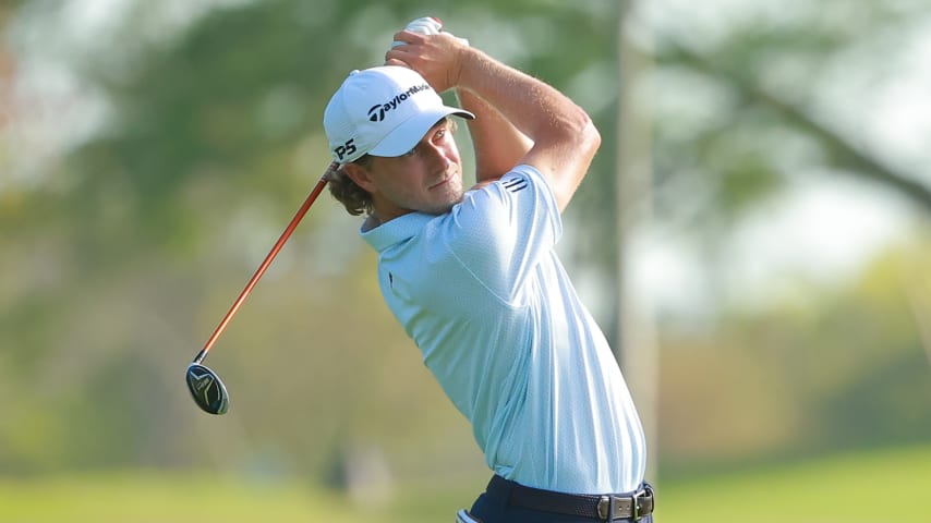 Austin Smotherman shoots 63 to lead by one at Mexico Open