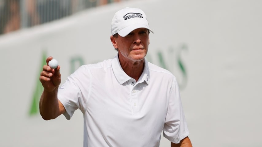 Steve Stricker, Robert Karlsson share lead at Regions Tradition