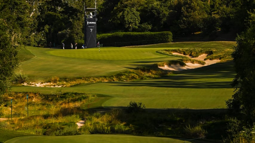 Looking into the green at the par-3 seventh at Los Angeles Country Club. (Keyur Khamar/PGA TOUR)