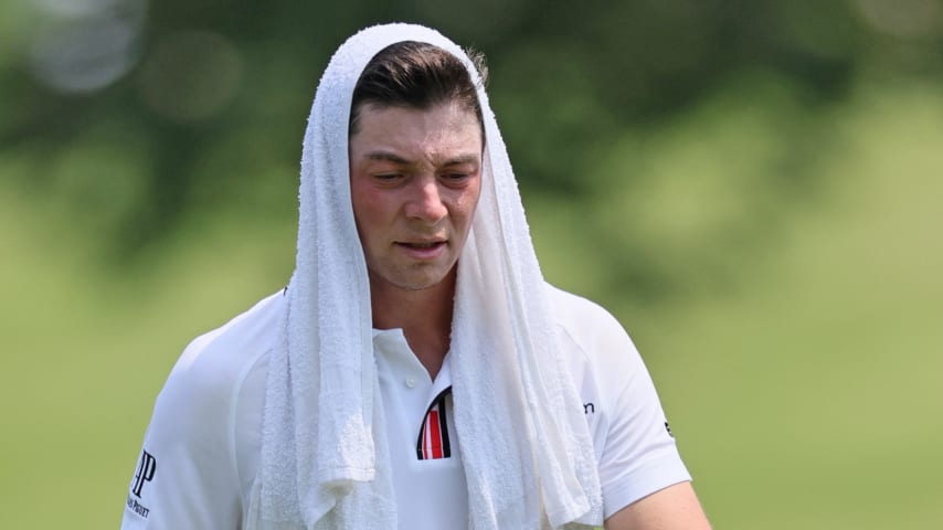 Extreme heat plays major factor in the second round of the FedEx St. Jude Championship