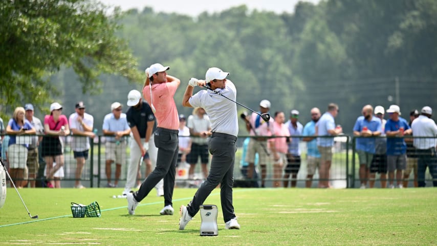 Rory McIlroy warms up on the range at East Lake Thursday morning (Keyur Khamar/PGA TOUR)