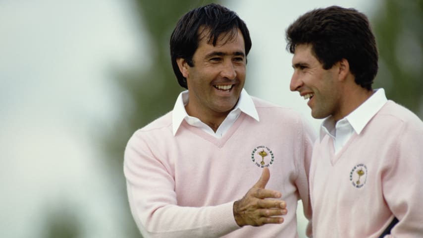 Seve Ballesteros celebrates with fellow countryman Maria Olazabal at the 1989 Ryder Cup at The Belfry. (David Cannon/Getty Images)