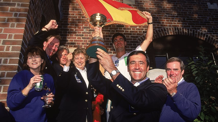 Seve Ballesteros hoists the trophy after Europe defeated the United States at the 1995 Ryder Cup at Oak Hill Country Club. (David Cannon/Getty Images)