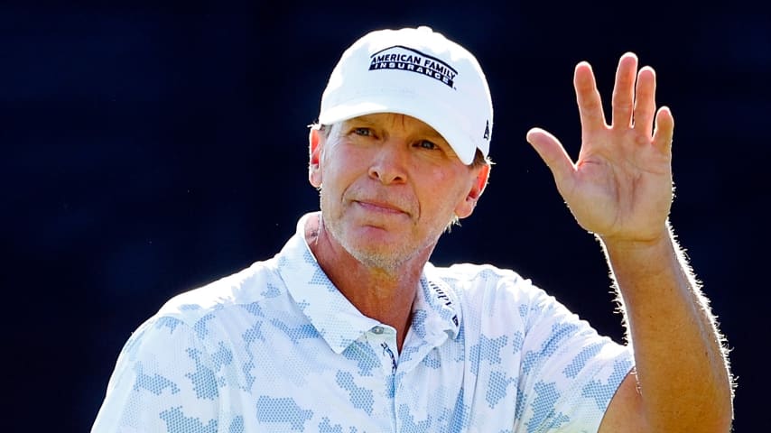 SIOUX FALLS, SOUTH DAKOTA - SEPTEMBER 17: Steve Stricker of the United States acknowledges fans as he walks along the 18th hole during the final round of the Sanford International at Minnehaha Country Club on September 17, 2023 in Sioux Falls, South Dakota. (Photo by David Berding/Getty Images)