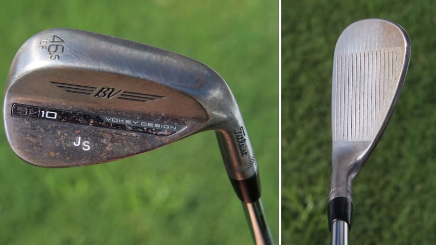 A look at Jordan Spieth’s new Titleist SM10 46-degree wedge. (GolfWRX)