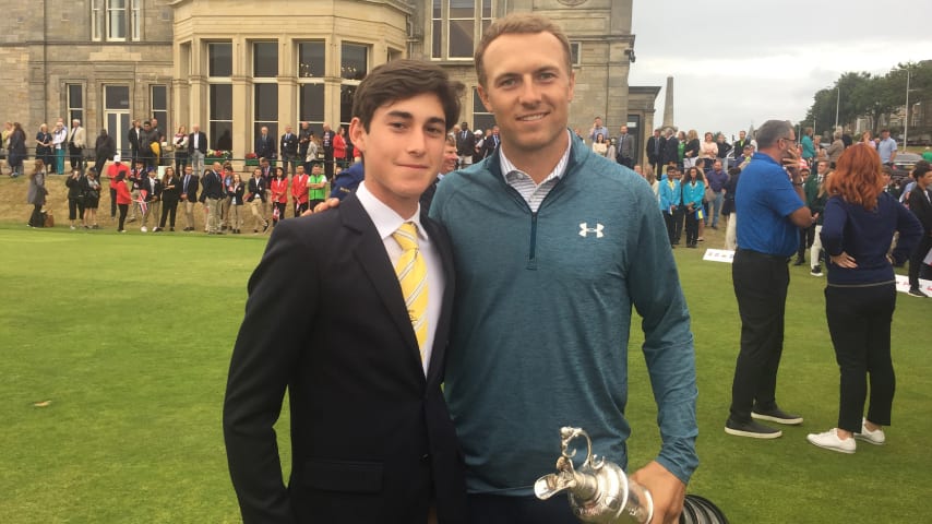 Renato Naula (left) with Jordan Spieth at St. Andrews (Credit Renato Naula).