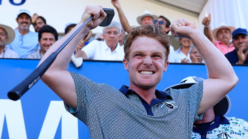 Mason Andersen celebrates after winning the 117th Visa Argentina Open presented by Macro. (Getty Images)