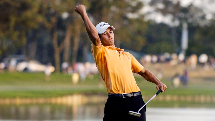 Adam Scott celebrates on the 18th green after winning THE PLAYERS 2004. (PGA TOUR Archives)