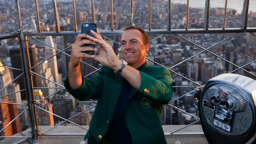 Jordan Spieth taking a selfie with the green jacket on top of the Empire State Building in 2015. (Jeff Zelevansky/Getty Images)