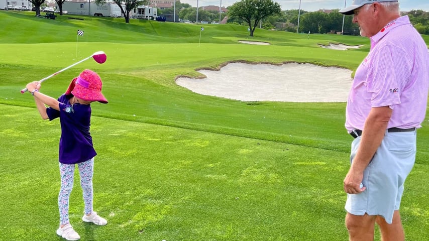 Tuesday of this week’s Invited Celebrity Classic hosted a Youth Clinic presented by Energy Transfer that welcomed kids from First Tee Greater Dallas, First Tee Fort Worth and Momentous Institute. (Credit Doug Milne)